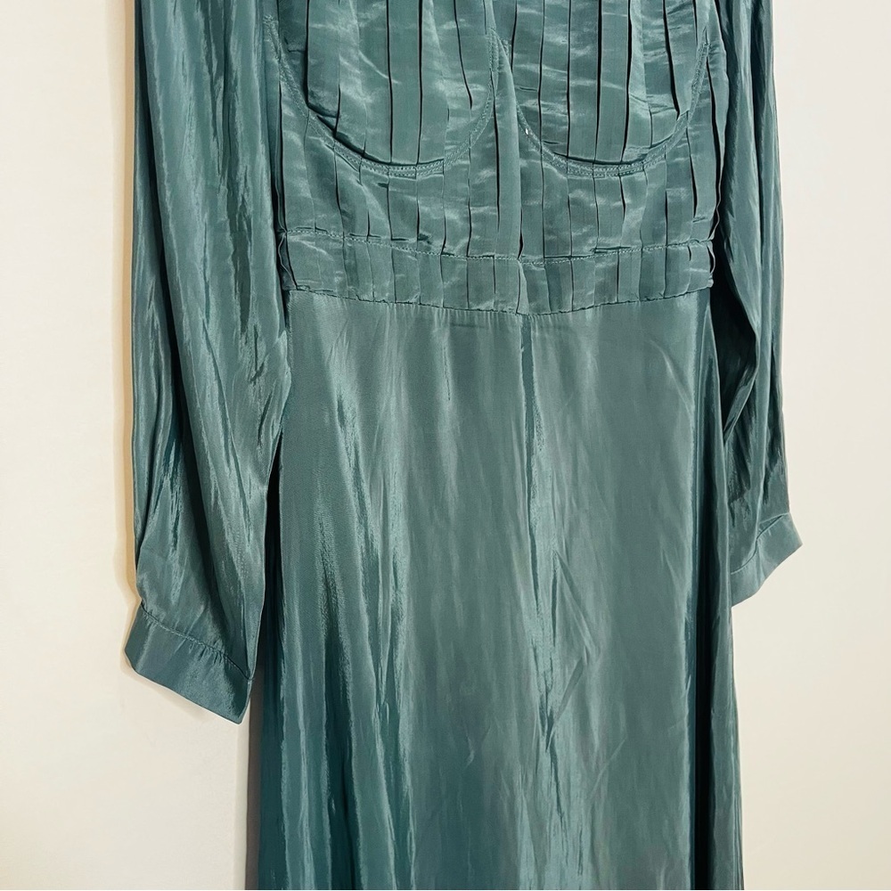 Bohme Elegant Green Midi Dress - Picture 10 of 16